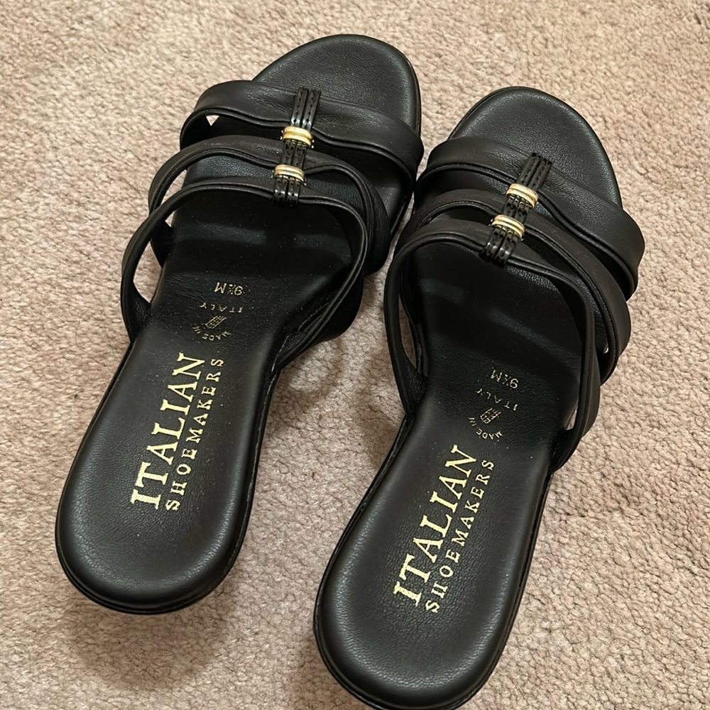 Italian shoemakers like new black with gold detail wedge slides
